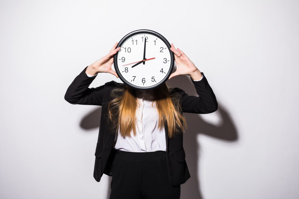 Zakaj je pomembno, da evidenco delovnega časa uskladite z ZVOP-2